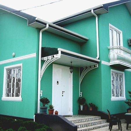 Guest House Green House Zugdidi Exterior foto